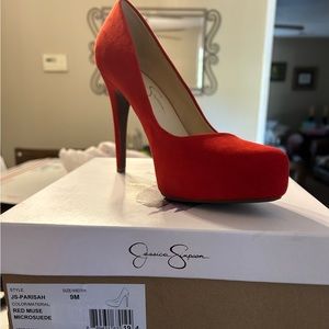 Jessica Simpson - Parisah Platform Pump